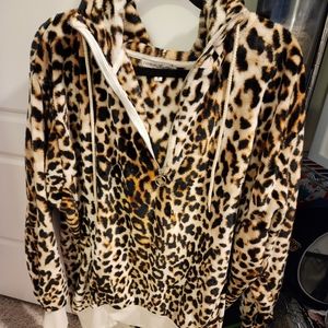 Express leopard furry pullover